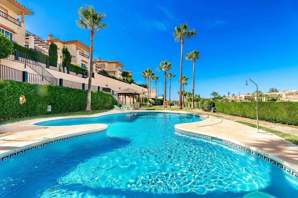 4 Bed Detached Villa Close To Golf & Beach With Shared Pool. Malaga